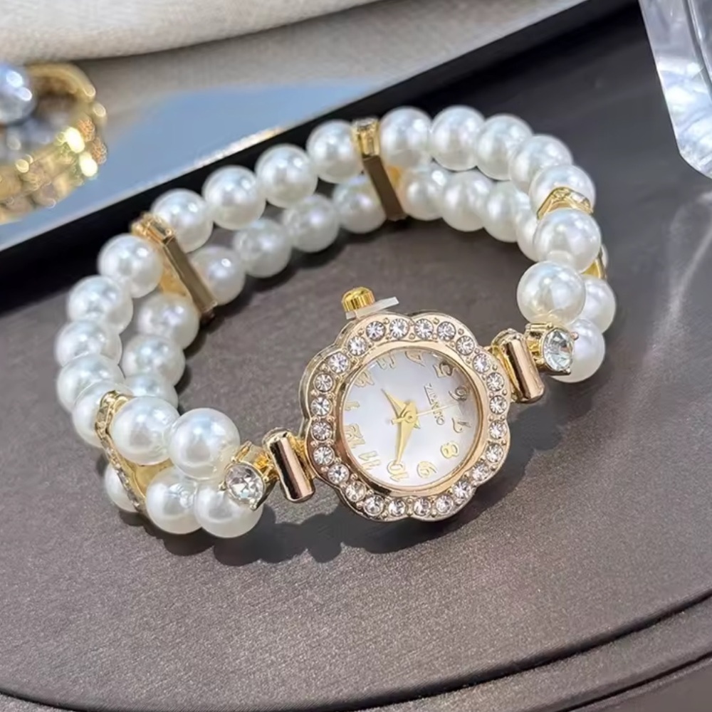 Lux watch Stainless steel
Panther’s watch
Pearl and diamond - Picture 10 of 11